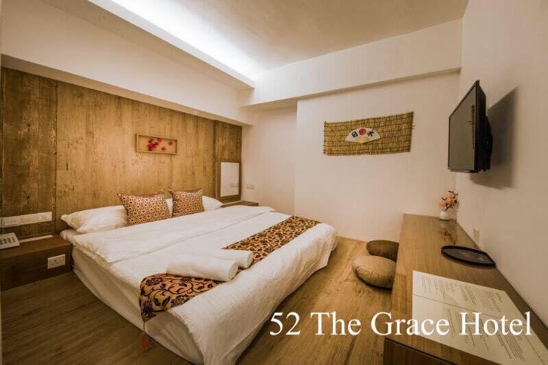 52 The Grace Hotel Muar Exterior photo
